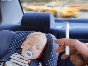 عفونت گوش در میان کودکانی که والدین سیگاری دارند بیشتر است.